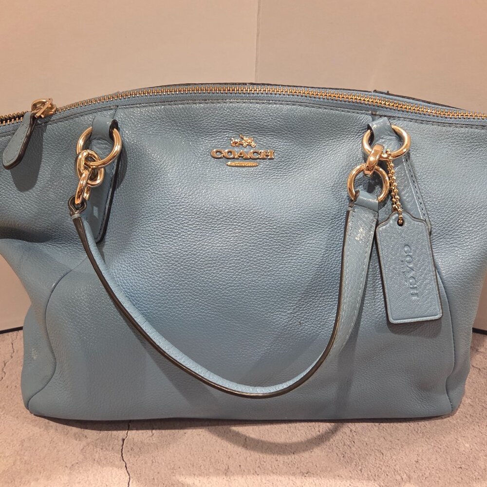 Coach Kelsey Pebbled Blue Leather Crossbody